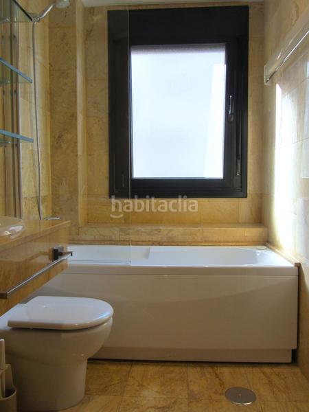 Foto 10c35aea-afef-4d96-9db7-6411ee14b133. Apartment with heating parking in Roces Gijón