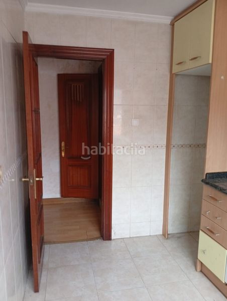 Foto c655d3ee-f4e0-4301-8874-190e36588904. Pis a calle de san nicolás 35 a Llano Gijón