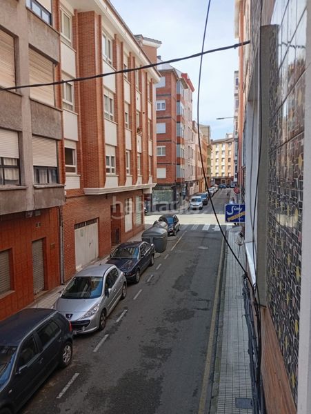 Foto 5edf8a9c-86ea-4b06-82cb-5495afeca3bc. Piso venta piso lado manuel llaneza en Llano Gijón