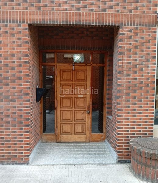 Foto b8382108-cfdb-4a50-b5c0-23e6d14cf205. Pis amb calefacció aparcament a Vega Gijón