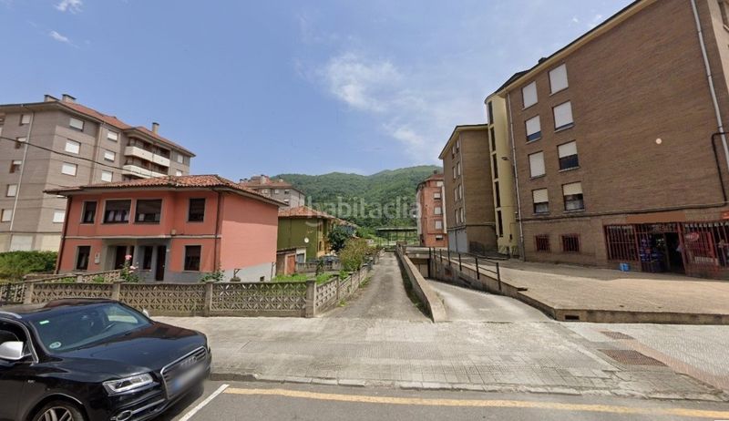 Foto 161cbb17-e88c-4a93-b24c-a6a2929d164e. Pis a calle el robledo 38 a Lena