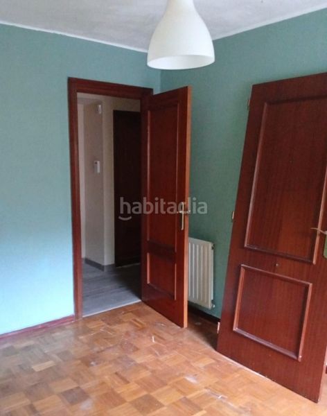 Foto 1f366960-9bdb-47d5-b575-ccd34ee93fb9. Pis a calle el robledo 38 a Lena