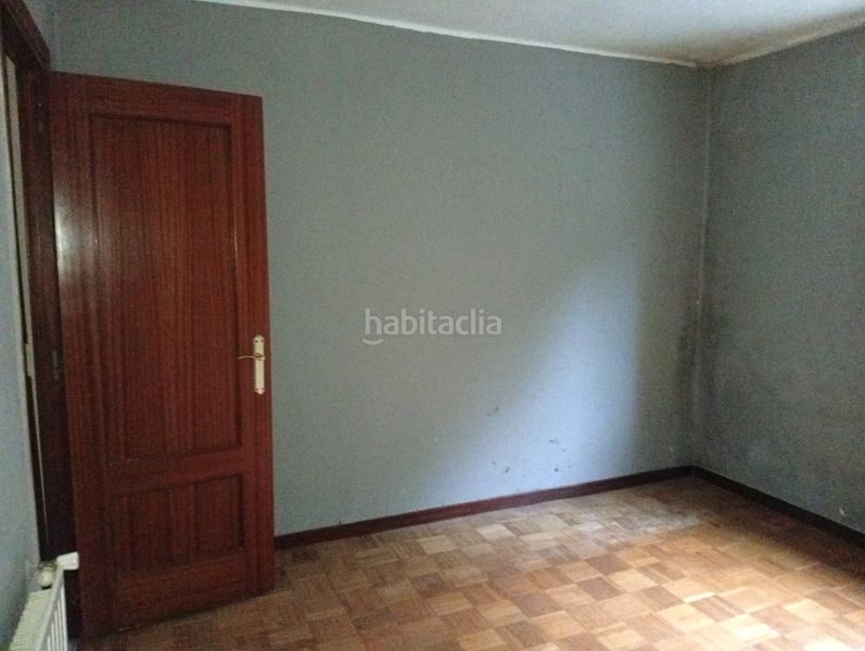 Foto 5f934630-f794-4ae6-afc6-df3941d78b2d. Pis a calle el robledo 38 a Lena