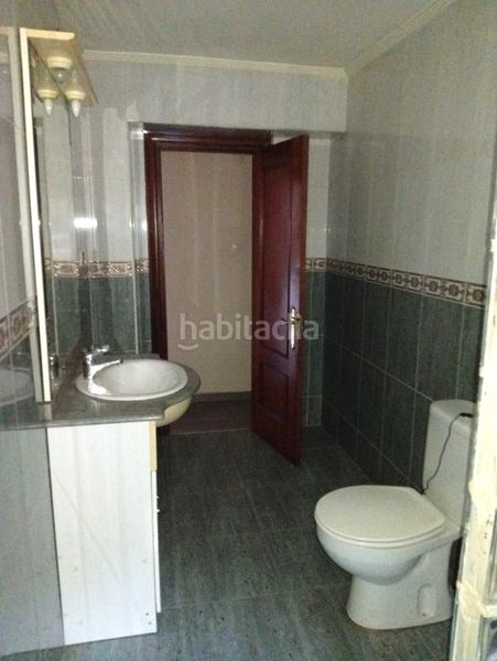 Foto 7e9e9cfa-b53c-415c-9a1d-bfc4bae1b831. Pis a calle el robledo 38 a Lena