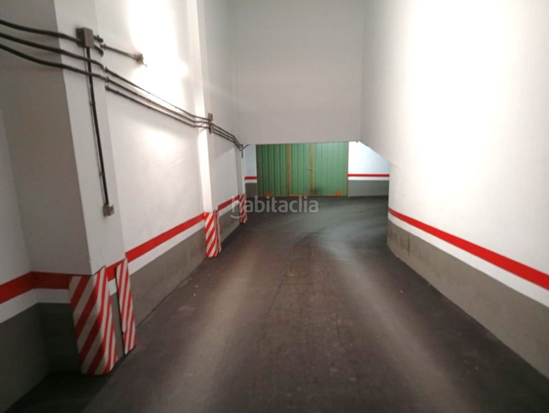 Foto eaa8788c-00c6-476f-b6c3-a271879ce382. Aparcament cotxe a calle gregorio marañon 23 a Vallobín Oviedo