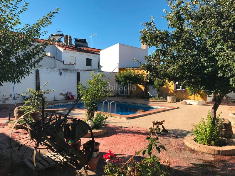 Foto 3fd9f56a-ebd0-4f45-acda-2968cd99bfa4. Casa adosada en Mirandilla