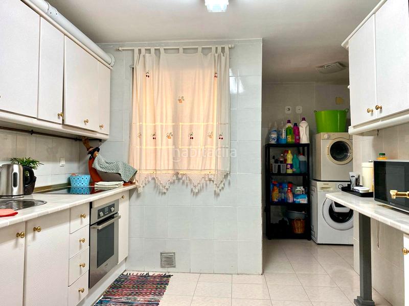 Foto ef197b91-96ce-440b-b8a3-703d011c4cbc. Miete etagenwohnung mit parking in Oeste Mérida