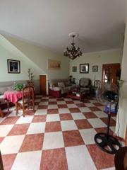 Casa en Villanueva de la Serena. Casa ideal para entrar a vivir