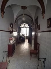 Casa a Villanueva de la Serena. Casa con tejado nuevo para reformar