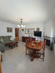 Casa a Villar de Rena. Casa de pueblo totalmente reformada para entrar a vivir
