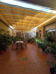 Casa adossada a Villanueva de la Serena. Casa duplex para entrar  a vivir
