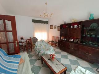 Casa adossada a Villanueva de la Serena. Casa en valdivia para entrar a vivir