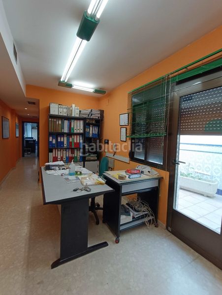 Foto ea7da6c9-dd72-49dc-9150-1e12b02d8e9d. Edificio in Villanueva de la Serena