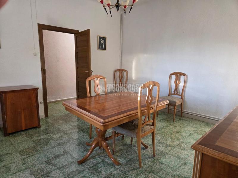Foto 21a6ce00-a17b-48ab-860a-9509c703304e. Casa pareada casa en venta en Albero Bajo