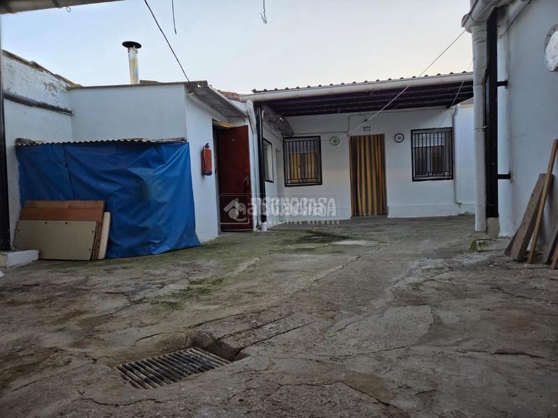Foto ec6650d3-8499-4649-a3e0-558b1e7de39d. Casa pareada casa en venta en Albero Bajo