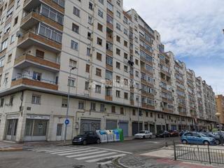 Lloguer Aparcament cotxe a Santo Domingo y San Martín. Boxplaza de garaje en alquiler en huesca