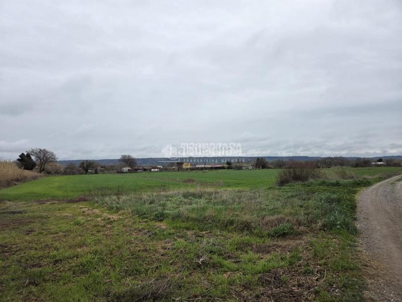 Foto 59bd4f5d-718f-4ce3-9276-35ed2df3d7fd. Propriété dans Pedanías Huesca