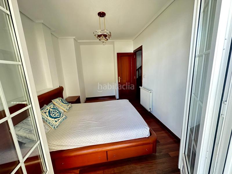 Foto 010bc76e-9477-4614-9274-978d0b24dd86. Casa pareada chalet pareado en venta en barrio mioño. en Castro - Urdiales