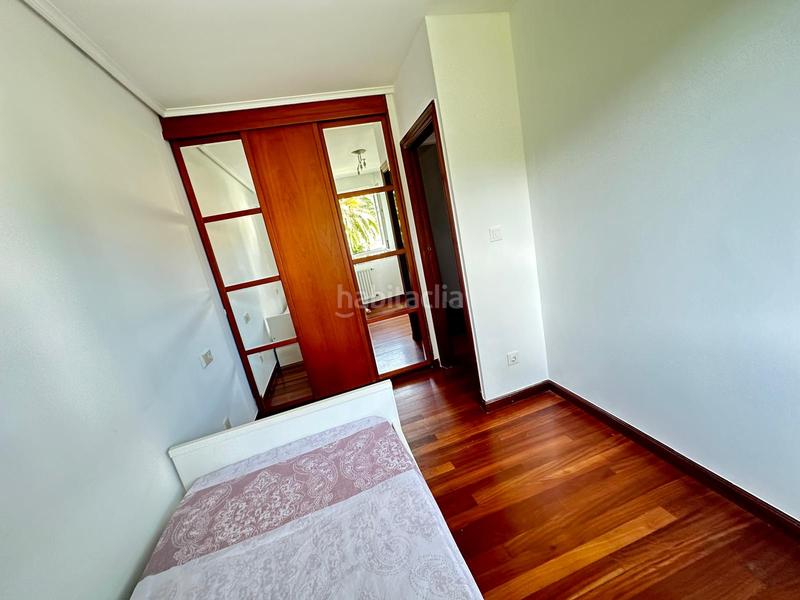 Foto 4ecbe12f-254e-4c8e-823a-0ae514d6cdb1. Casa pareada chalet pareado en venta en barrio mioño. en Castro - Urdiales