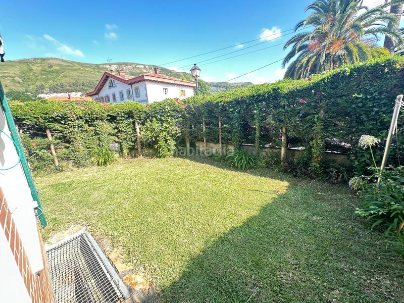 Foto 8a9a9c03-964d-47f9-83a0-32f2a12ff7d6. Casa pareada chalet pareado en venta en barrio mioño. en Castro - Urdiales