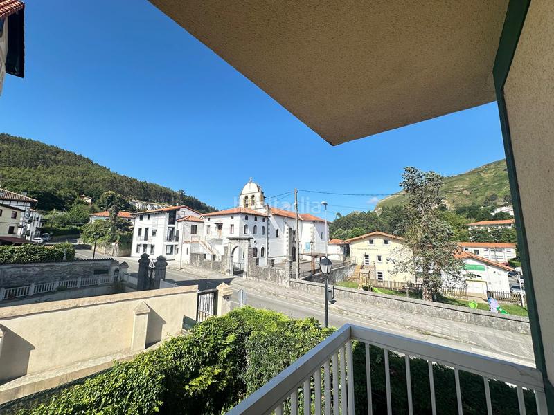 Foto e2302e07-8ff0-4c5e-81d4-0ec84219d17c. Casa pareada chalet pareado en venta en barrio mioño. en Castro - Urdiales