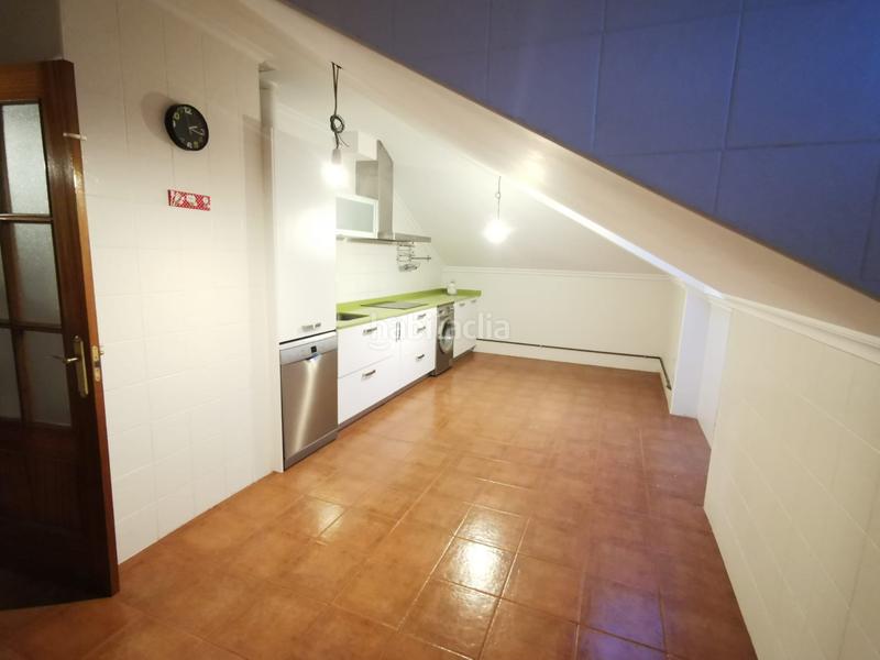 Foto 9d2c84d8-2f67-44fa-aa88-b485a97572cc. Penthouse with heating parking pool in Brazomar Castro - Urdiales