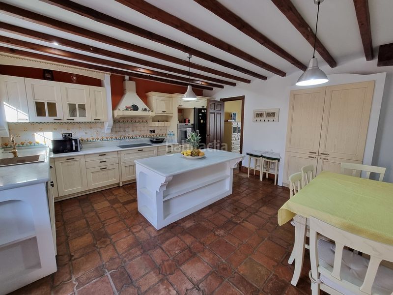Foto b645bb89-657e-4902-86f1-d0c3f245e3cf. Casa amb aparcament a Turre