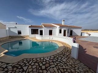 Maison à Zurgena. Villa se vende en arboleas