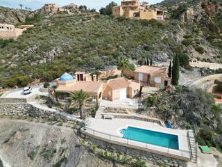 House en Turre. Villa se vende en sierra cabrera