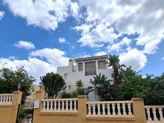 Casa en Turre. Villa se vende en turre