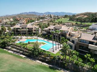 Casa adossada a Golf Valle Este. Duplex townhouse se vende en valle del este golf