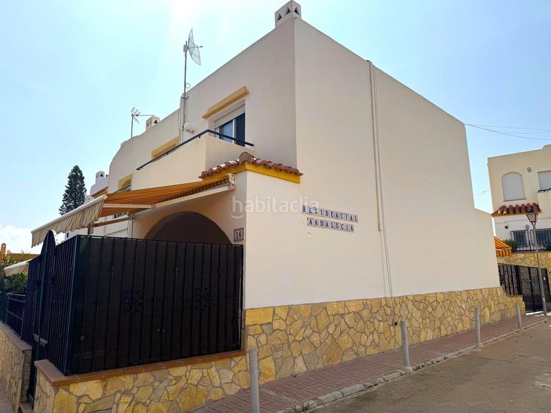 Foto 3224b329-d14f-4eb2-8d83-cd3d8ac7a3e4. Casa adosada duplex townhouse se vende en mojacar en Mojácar