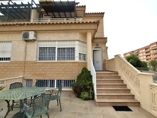 Casa adossada a Huércal - Overa. Villa se vende en huercal overa