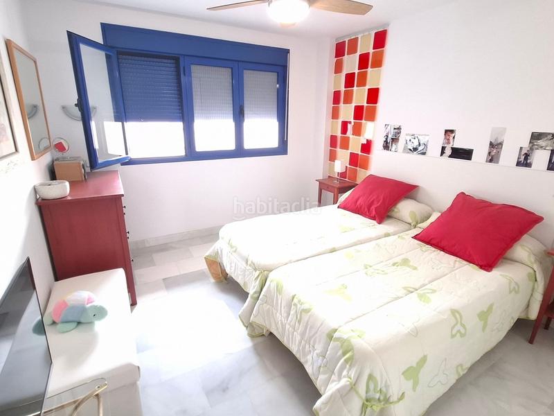 Foto 8cf87df5-1da7-4d90-b8d7-336a81283653. Casa a schiera con parcheggio piscina in puerto de Garrucha Garrucha