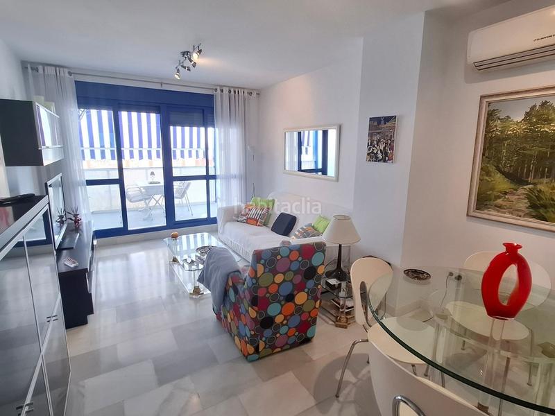 Foto ba4e76cc-8005-4c2a-864e-5df5aa49480b. Casa a schiera con parcheggio piscina in puerto de Garrucha Garrucha