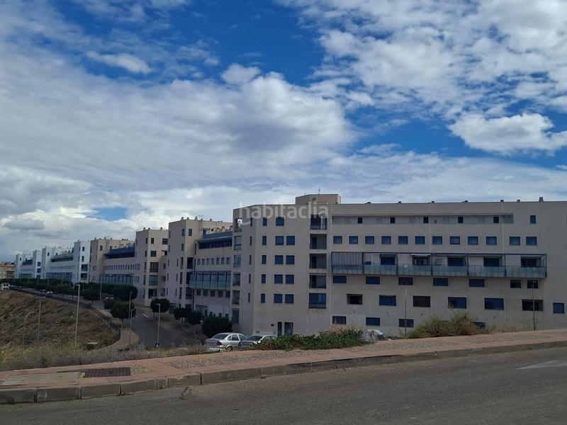 Foto d242360b-ebff-42fb-8eab-83dadfd51173. Casa a schiera con parcheggio piscina in puerto de Garrucha Garrucha