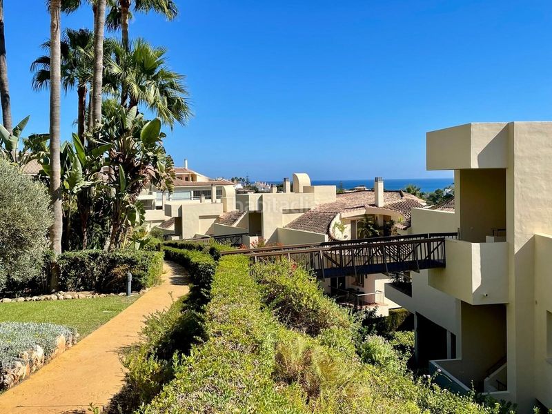Foto 100bf2ba-87c1-4f73-b0b1-beed6fb6446d. Apartament amb aparcament piscina a Riviera del Sol Mijas