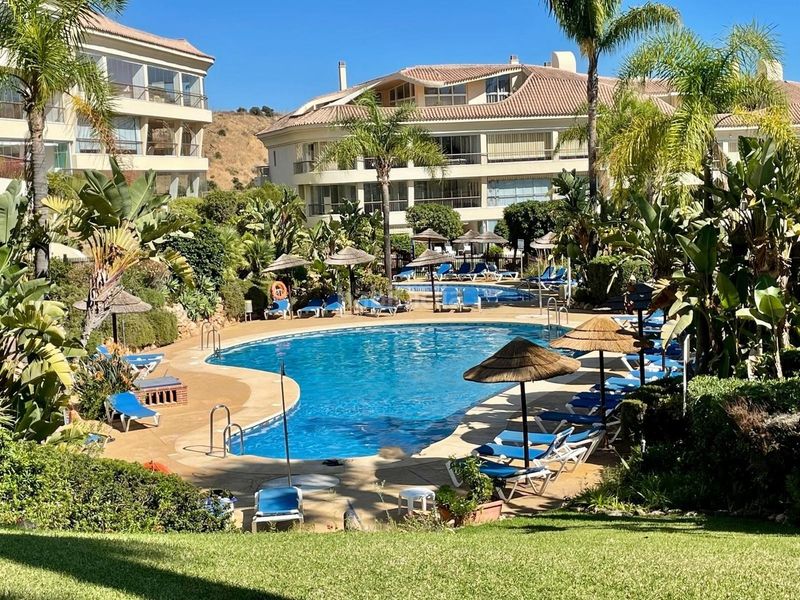 Foto d0a12fa4-9697-4f40-8662-bcc5baa105d1. Apartament amb aparcament piscina a Riviera del Sol Mijas