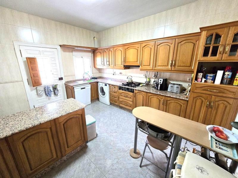 Foto fa1a8759-ee22-49c0-a2c3-4b732c3d48c7. Casa amb aparcament a Oria