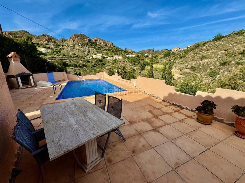 Foto 155b6f04-94fb-43e9-b10d-a534a0b89fd8. Maison avec parking piscine dans Bédar