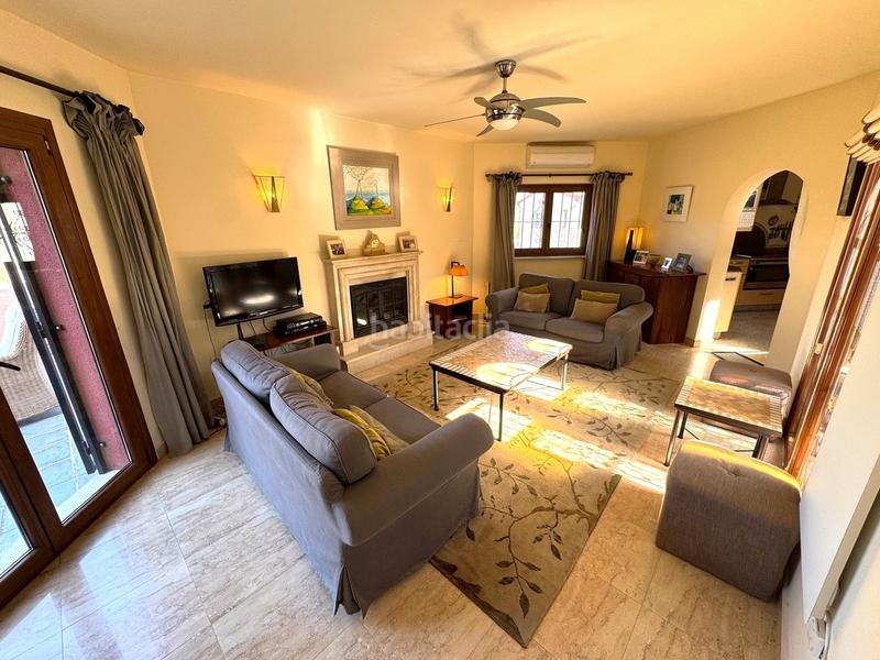 Foto de7ecf89-9065-41c0-ad1a-ab8cff4b13a9. Maison avec parking piscine dans Bédar