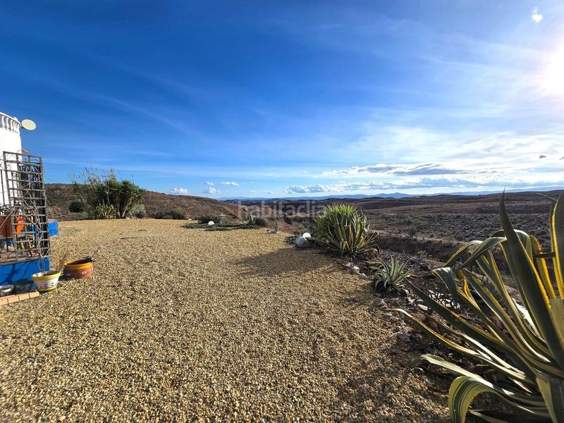 Foto 154a057f-df76-4a6c-a251-cd02aa005dc5. Casa amb aparcament piscina a Zurgena