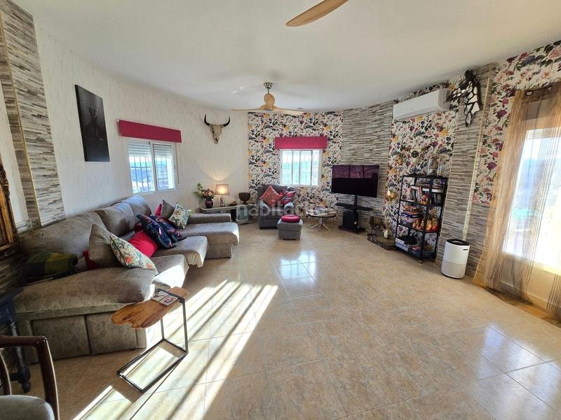 Foto f91f747b-7721-4238-a84b-b7fb2c8bda09. Casa amb aparcament piscina a Zurgena