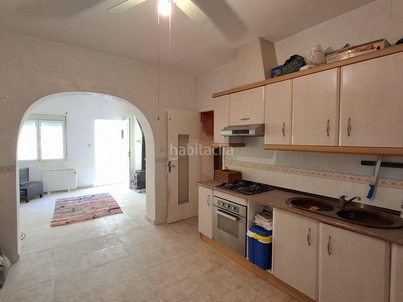 Foto e8fa89ab-e218-40b2-b968-466cf80f6ca3. Masia amb aparcament a Turre