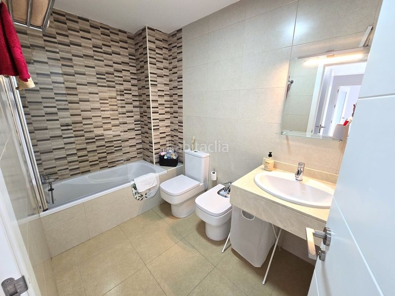 Foto 86c5161b-c464-4e6d-bb3a-9d36eaf0e8b3. Apartament amb aparcament piscina a Las Escobetas Garrucha
