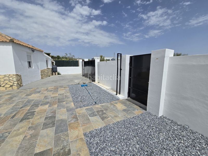 Foto 07261d1d-73e1-4ea3-99e7-fae98342da3a. Casa amb aparcament piscina a Arboleas
