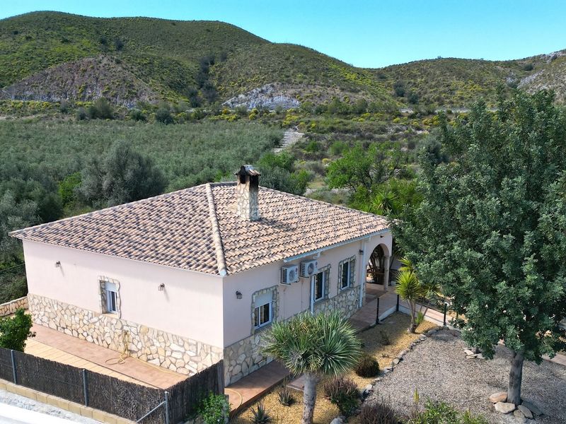 Foto 5193e353-5756-438d-8504-927bbe8f0e30. Casa amb aparcament a Cantoria
