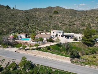 Bauernhof in Serón. Cortijo se vende en seron