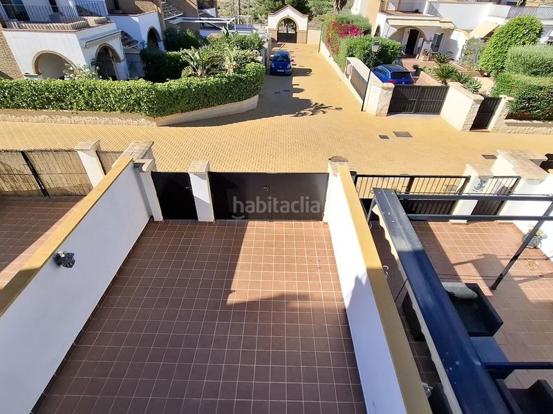 Foto af9279d6-f2f9-4f73-bc01-94bffbe82f5a. Casa adossada amb aparcament piscina a Lomas del Mar Vera