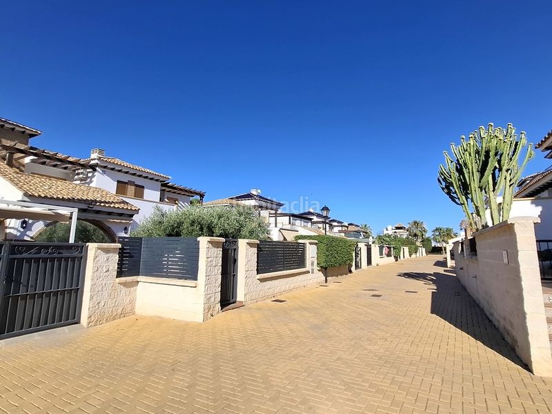 Foto d6dedf2b-f8fc-45ef-8007-2b5de87179c1. Casa adossada amb aparcament piscina a Lomas del Mar Vera